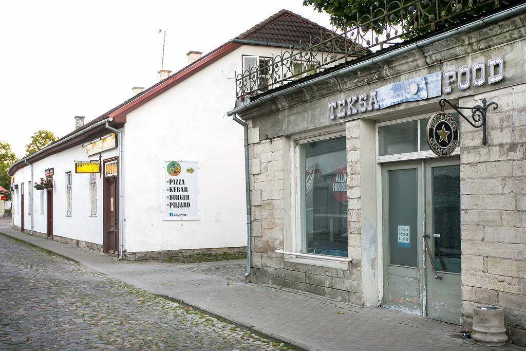 Guesthouse Laurits Kuressaare Bagian luar foto