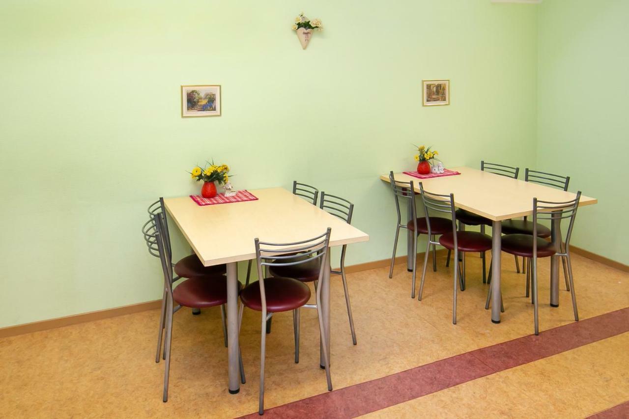 Guesthouse Laurits Kuressaare Bagian luar foto
