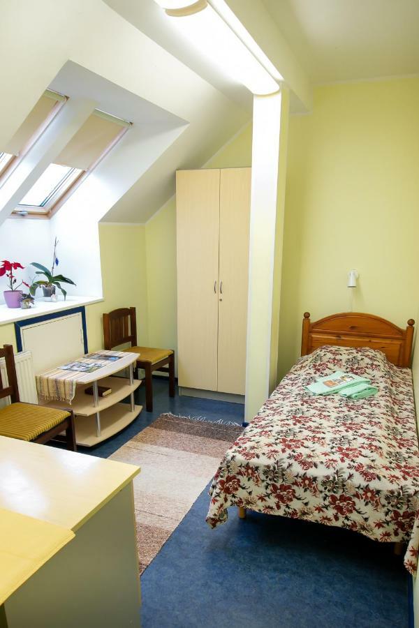 Guesthouse Laurits Kuressaare Bagian luar foto